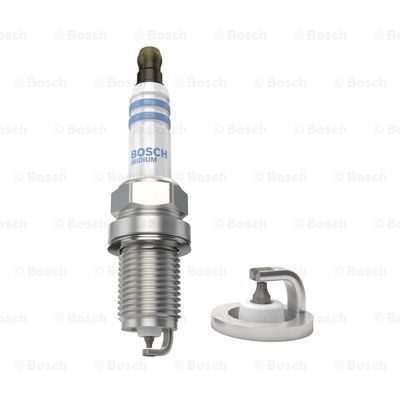 BOSCH 0242240653 Lazer İridyum Ateşleme Bujisi FR6KI332 S 0.7 mm Symbol 1.4i Corolla 1.6i 16V Sedan Audi A2 A3 A4